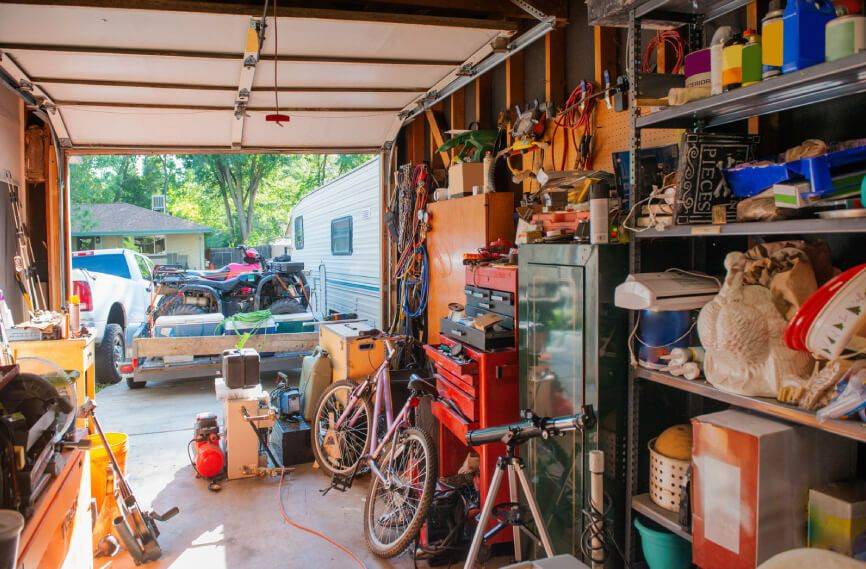 Wir verraten Tipps, wie Sie Ihre Garage in einen Wohnraum verwandeln können